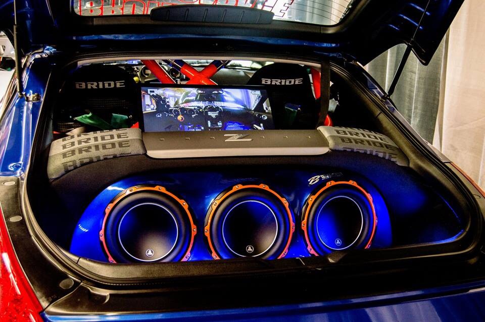 PASMAG Tuner Battlegrounds Amper Kettutat Nissan 350Z Trunk Audio 004