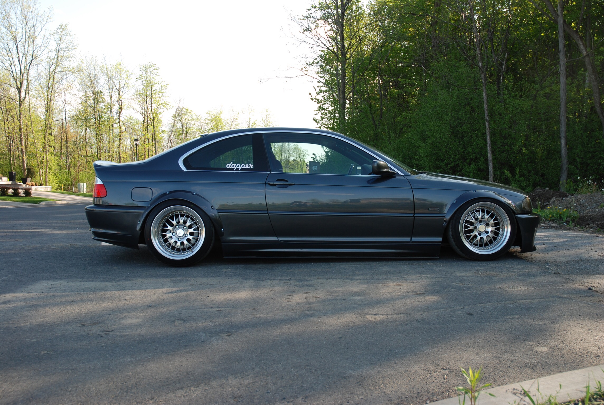PASMAG Tuner Battlegrounds TBGLIVE Maxime Racicot BMW 325ci Exterior Side