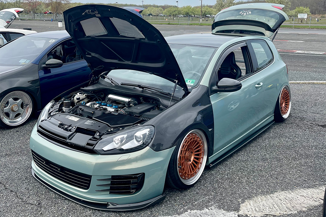 Alison Paulino - 2010 VW GTI