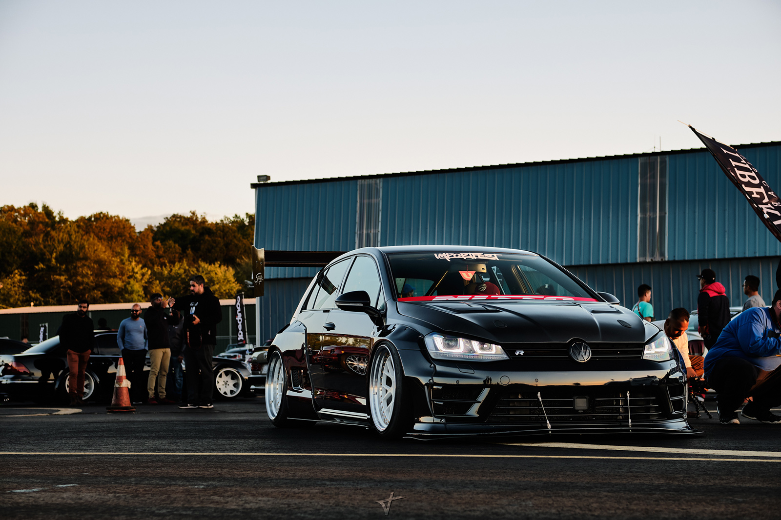 08 Adrian Smith 2016 VW Volkswagen Golf R pasmag