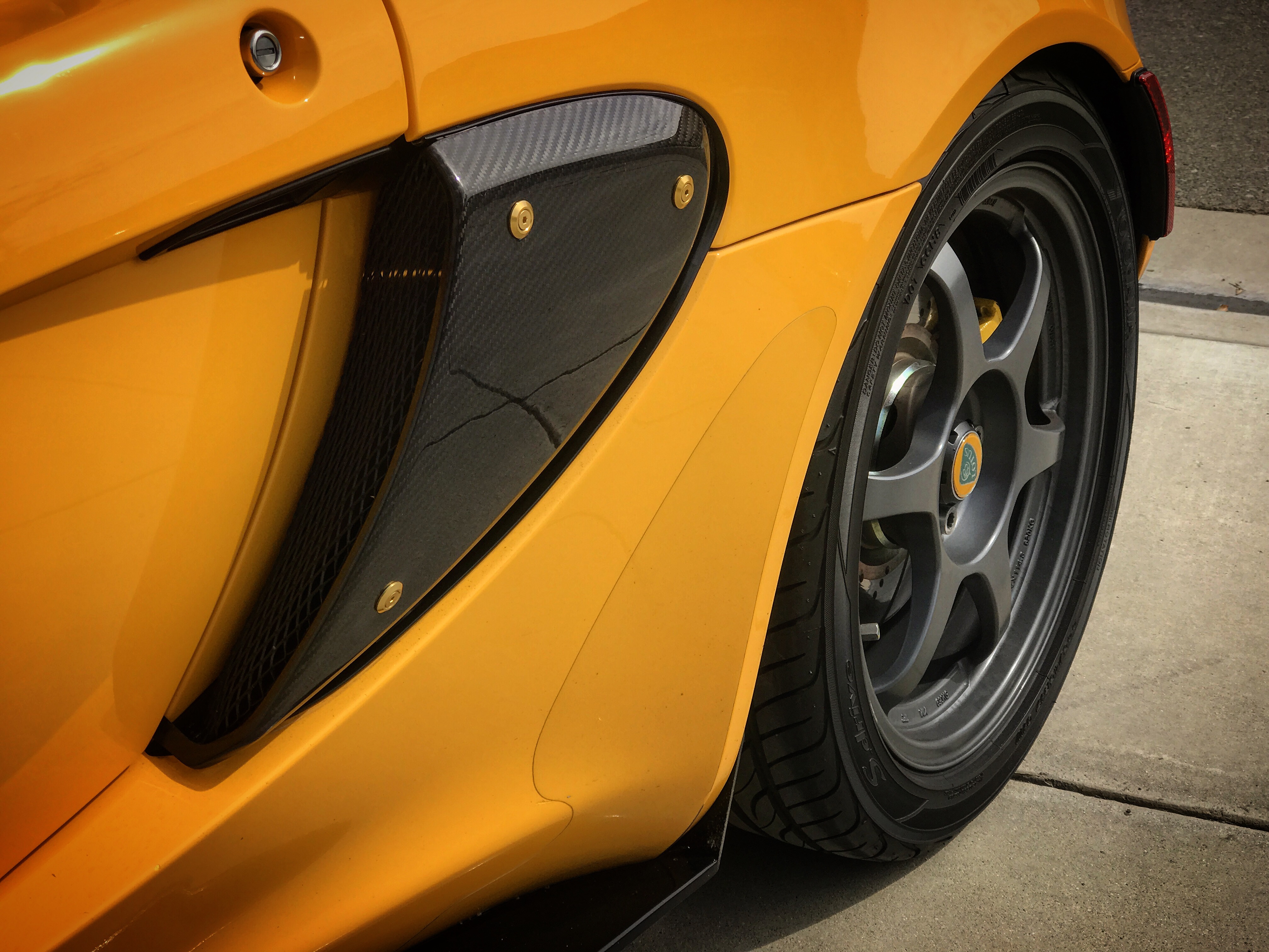 Clint Yesui 2005 Lotus Elise TBGLIVE5