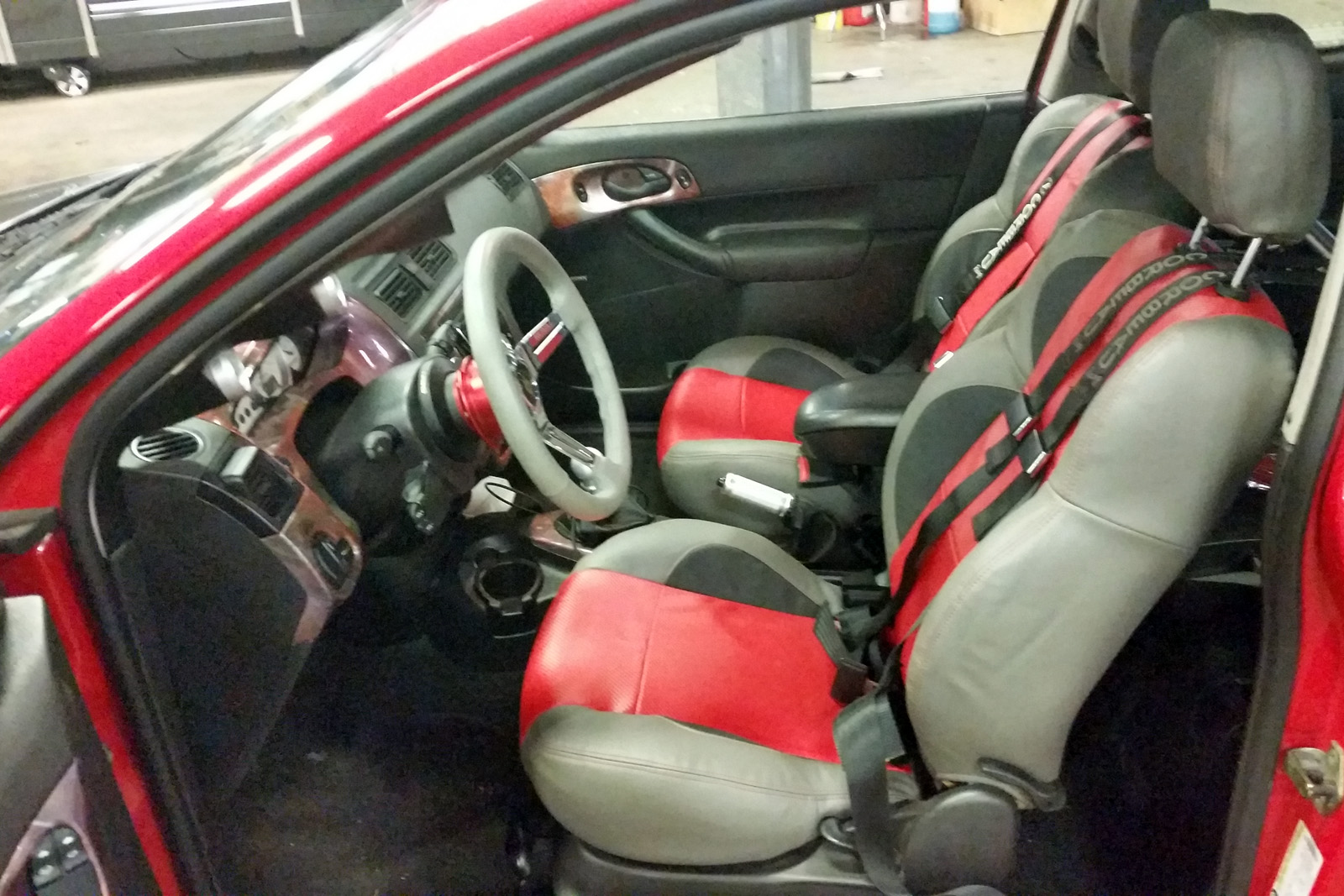 Cody Clinton 2005 Ford Roush Focus TBGLIVE 5