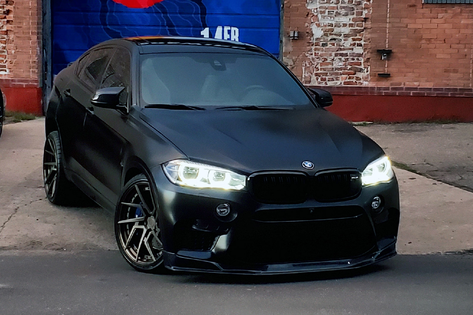 03 Gary Robles 2016 BMW X6 M PASMAG TBGLIVE