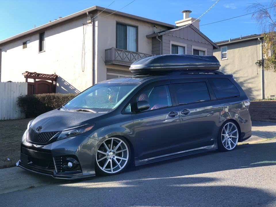 Glenn Garino 2015 Toyota Sienna TBGLIVE4