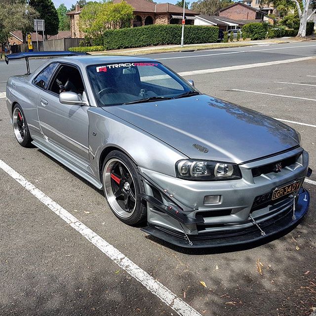 James Motti 1999 Nissan Skyline GTR TBGLIVE5