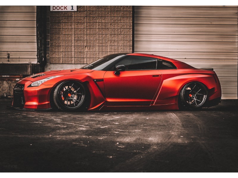 Kristi Pela 2009 Nissan GTR TBGLIVE1