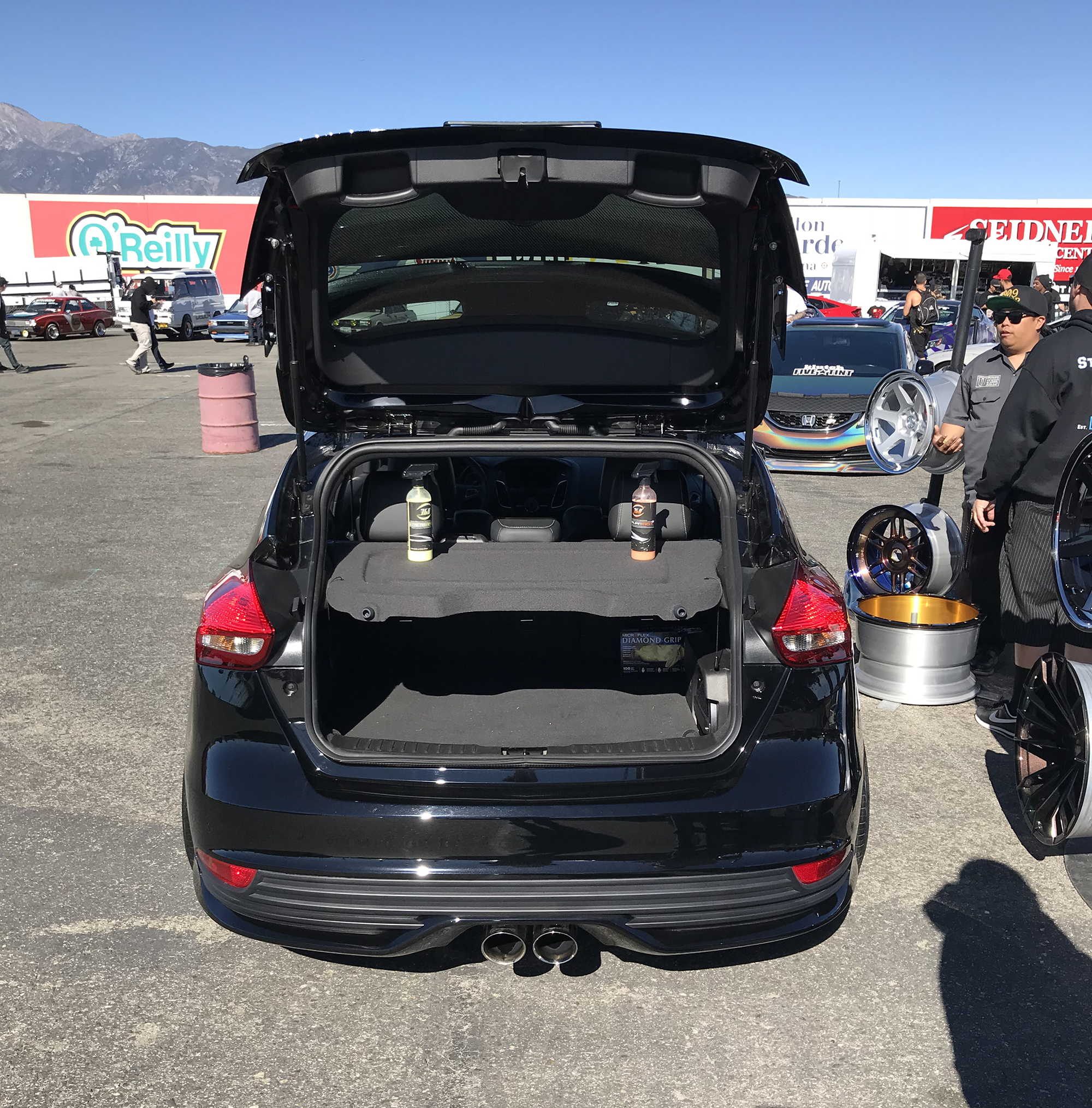 Kyle Munday 2017 Ford Focus ST TBGLIVE7