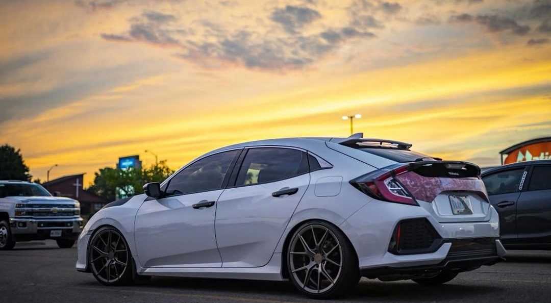 Mark Debono 2017 Honda Civic TBGLIVE1