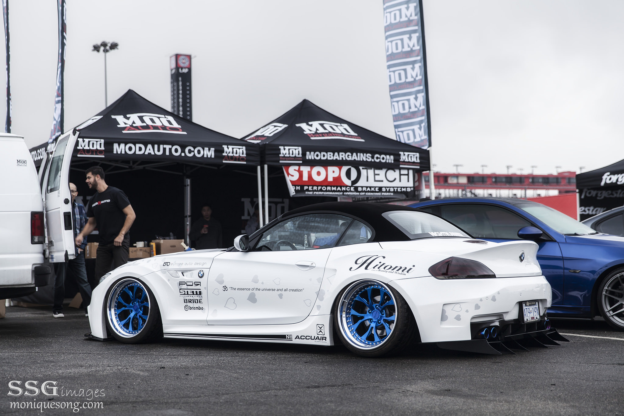 Monique Song 2011 BMW Z4 TBGLIVE 5