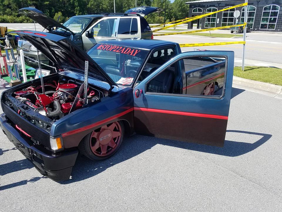 Shawn Smith 1993 Nissan Hardbody TBGLIVE 11