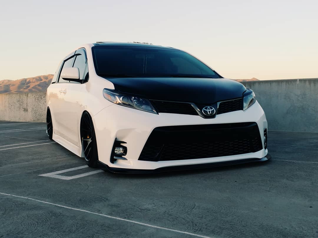 Teri Bixler Cisneros 2016 Toyota Sienna TBGLIVE5